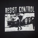 画像1: 古着 90's SKULLSKATES スカルスケーツ RESIST CONTROL Tシャツ BLK / 200610 (1)