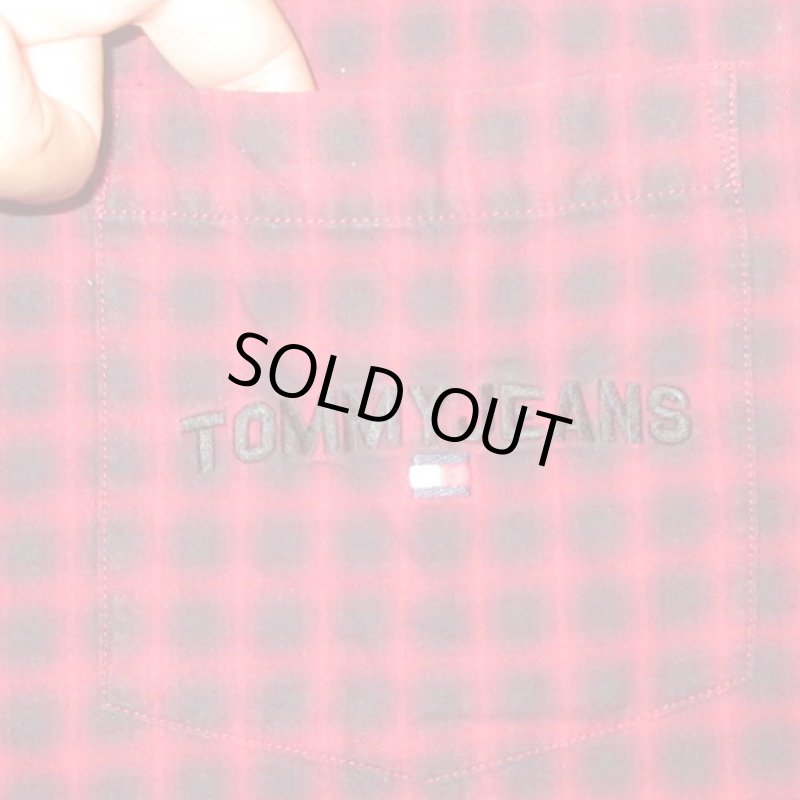 画像5: USED 90's TOMMY HILFIGER トミーヒルフィガー オンブレチェック ポックス ネルシャツ RED×BLK / 210906 (5)