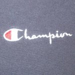 画像5: USED 90's CHAMPION チャンピオン 胸刺繍 前V アメリカ製 無地 スウェット NVY / 220406 (5)