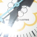 画像3: USED アンティーク 雑貨 60's GENERAL ELECTRIC ジェネラルエレクトリック フラワーモチーフ ウォールクロック 壁掛け時計 / 221121 (3)