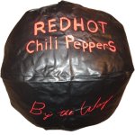 画像1: DEADSTOCK 00's 2002年 RED HOT CHILI PEPPERS レッドホットチリペッパーズ BY THE WAY プロモーション用 ビーチボール 非売品 BLK / 230228 (1)