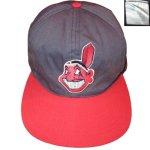 画像1: USED 90's MLB CLEVELAND INDIANS クリーブランド インディアンズ ベースボールキャップ 帽子 BLK / 230601 (1)