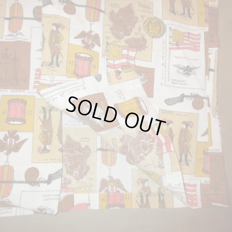 画像7: USED 70's UNKNOWN アメリカ 独立記念 総柄 オープンカラー ヒッピー 半袖シャツ WHT / 230805 (7)