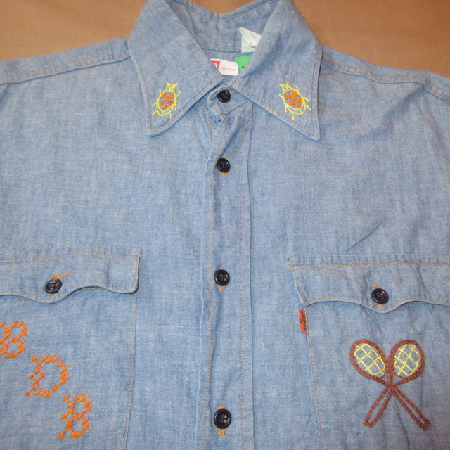 古着 70's Levi's リーバイス コットン100% 刺繍 シャンブレーシャツ BLUE / 200405